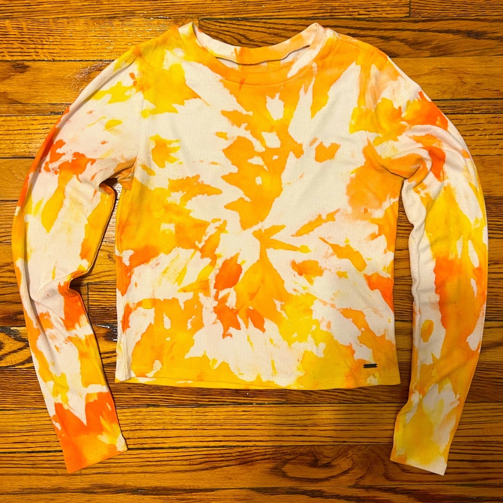 Ribbed tie-dye top